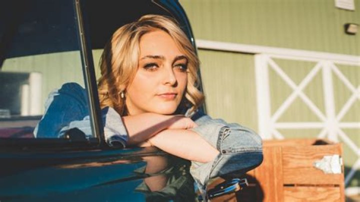 'American Idol' Star HunterGirl Is Making Quite a Name for Herself