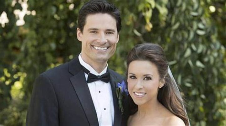 Amelia Draper Husband, Married, Age, Net Worth, Height, Wiki, Bio