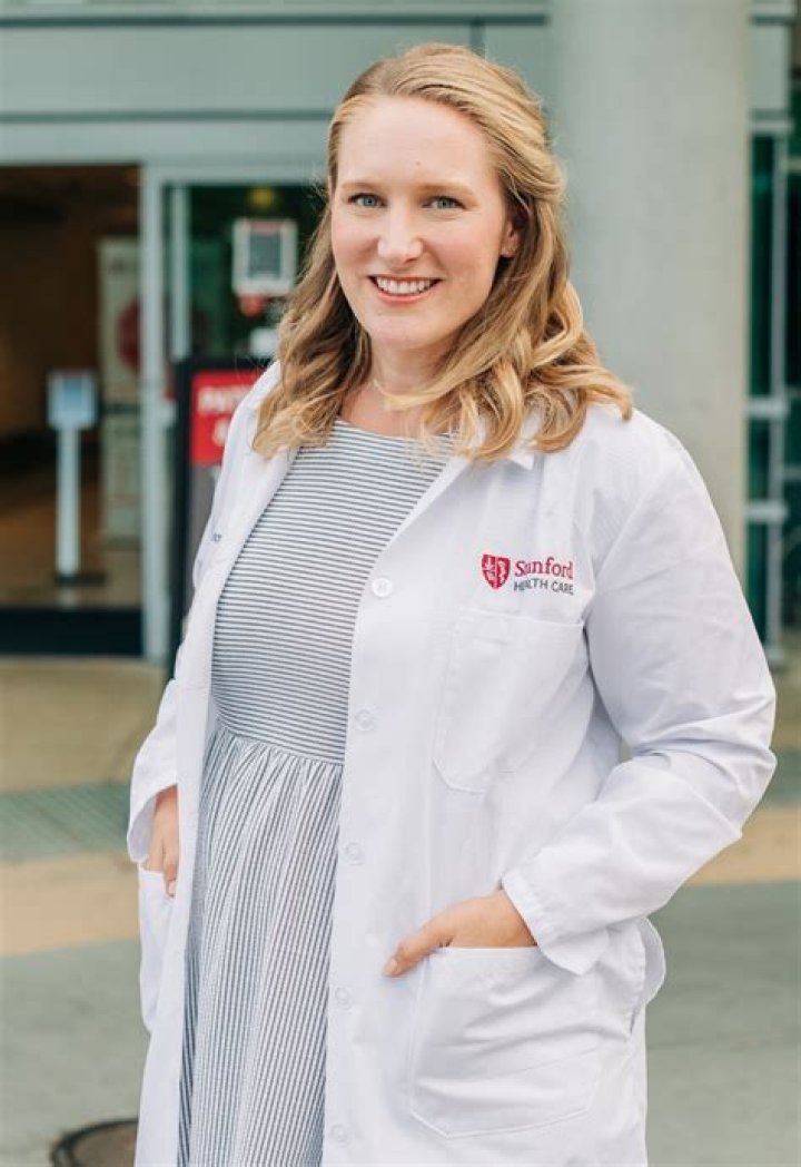 Blogger Amanda C. Riley Faked Cancer & Collected Over $100K in Donations: Scamanda Podcast Update!