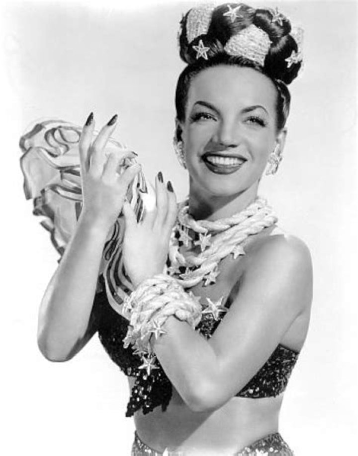 Carmen Miranda Biography, Age, Death, Height, Family And Career