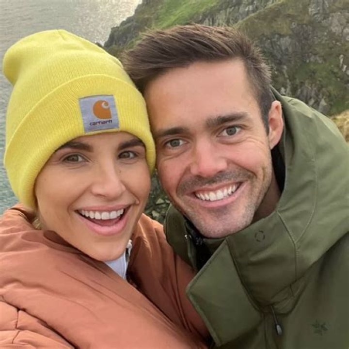 Chris Matthews Net Worth – How Much is Matthews Worth?