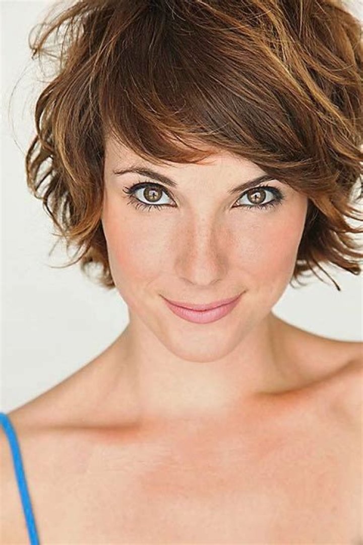 Chryssie Whitehead – Biography, Facts & Life Story