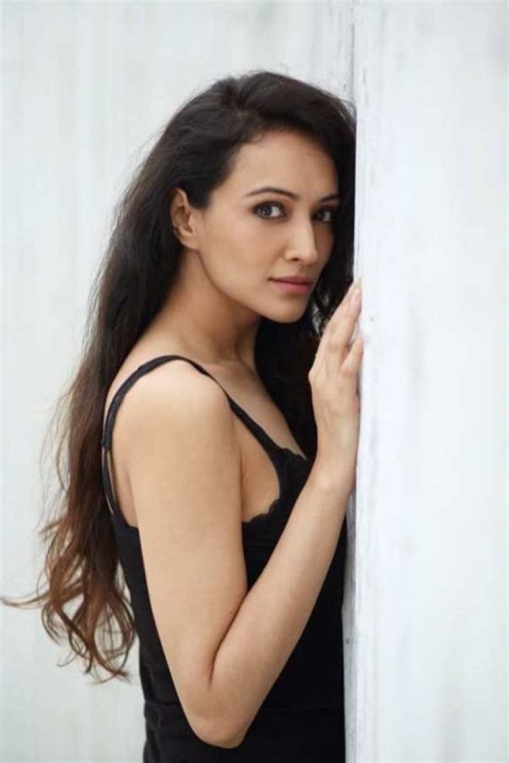 Dipannita Sharma – Biography, Facts & Life Story