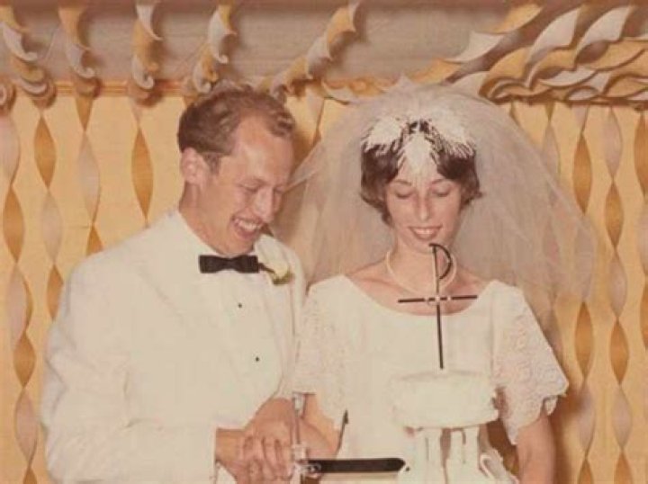 Dr. Pol Wiki/Bio Shows an Accomplished Career But Not All Clean. His Net Worth, Family.