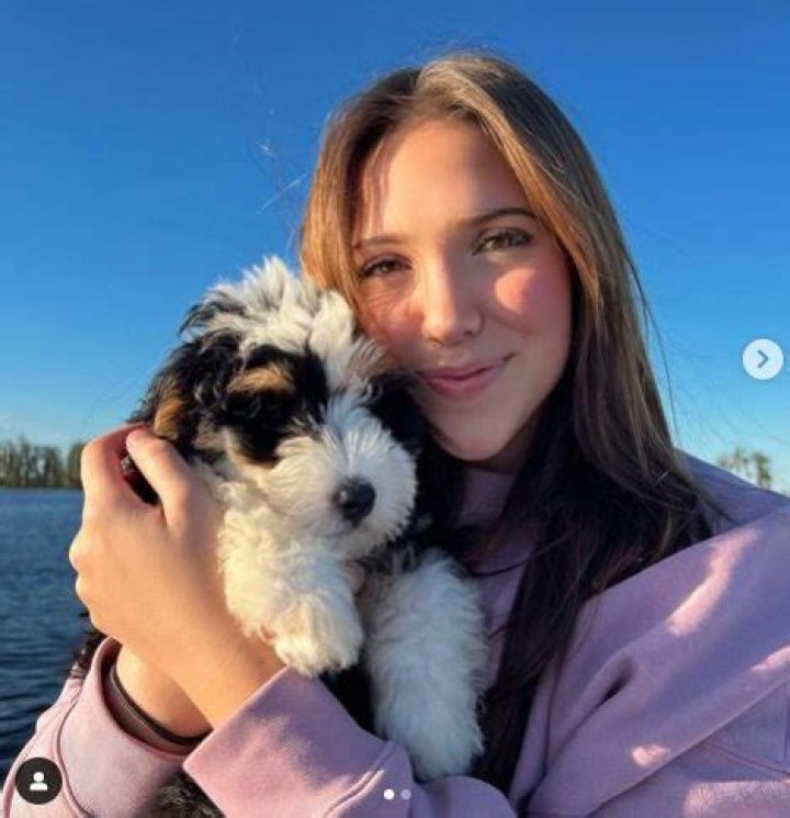 Ella Schnacky Net Worth