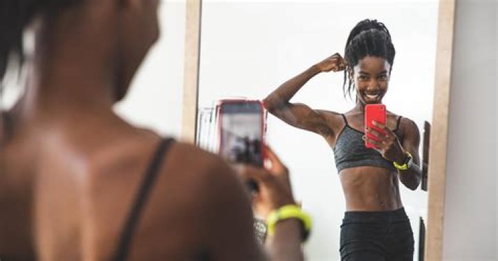 Fitness-Themed Dating App Is Like Tinder for People With Abs