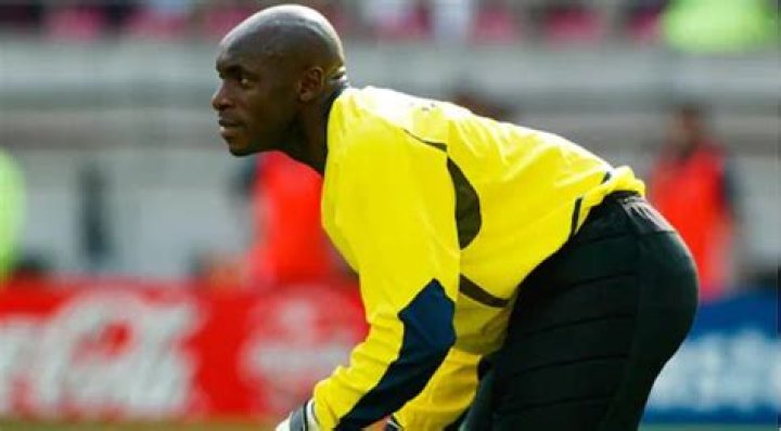 Former Super Eagles Goalkeeper Conferred With Huge Traditional Title in Ogun State