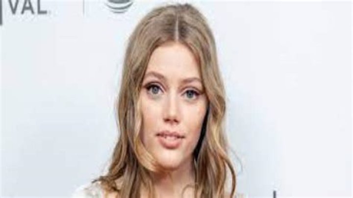 Grace Van Dien Net Worth