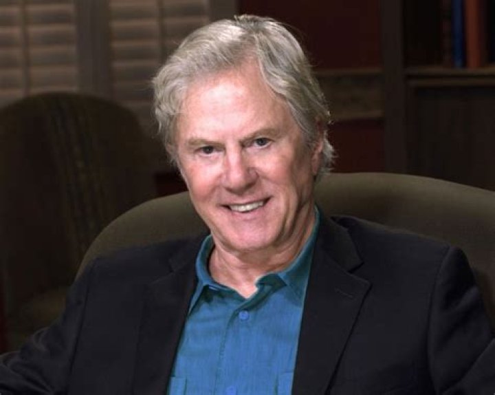 How Much Money Does Joe Elmore Make? Latest Joe Elmore Net Worth Income Salary