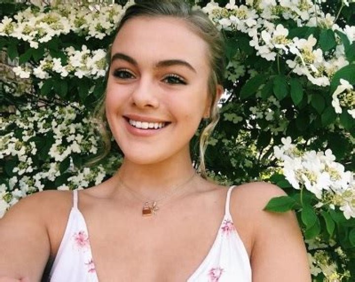 Isabella Alexander Wiki, Height, Age, Boyfriend, Family, Biography & More