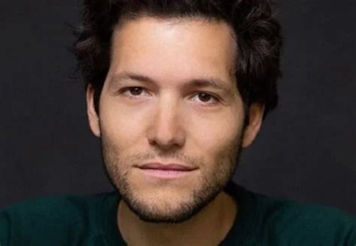 Jeff Wilbusch (Actor) Height, Weight, Age, Wife, Biography, Family & Wiki