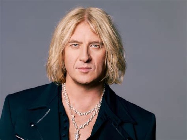 Joe Elliott Net Worth – $70 Million