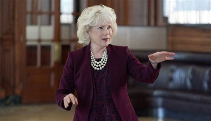 Julia Duffy Net Worth 2024