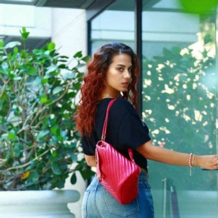 Kristen Live Net Worth