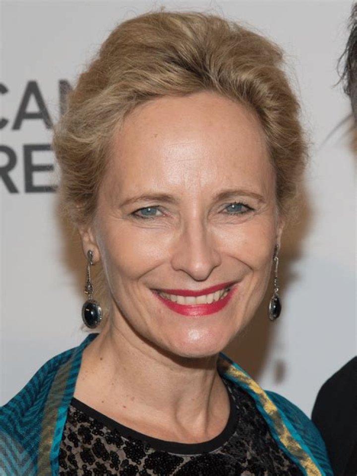 Laila Robins – Biography, Facts & Life Story