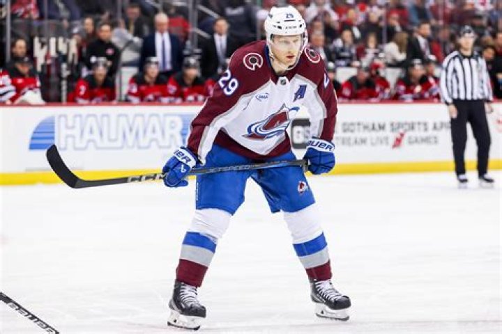Nathan Mackinnon