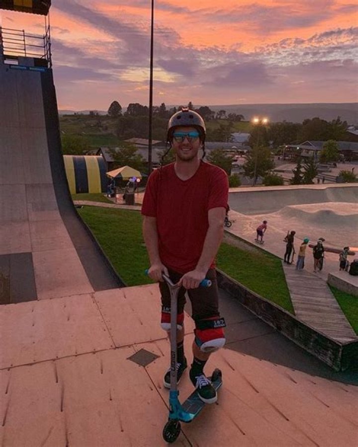 Raymond Warner Net Worth