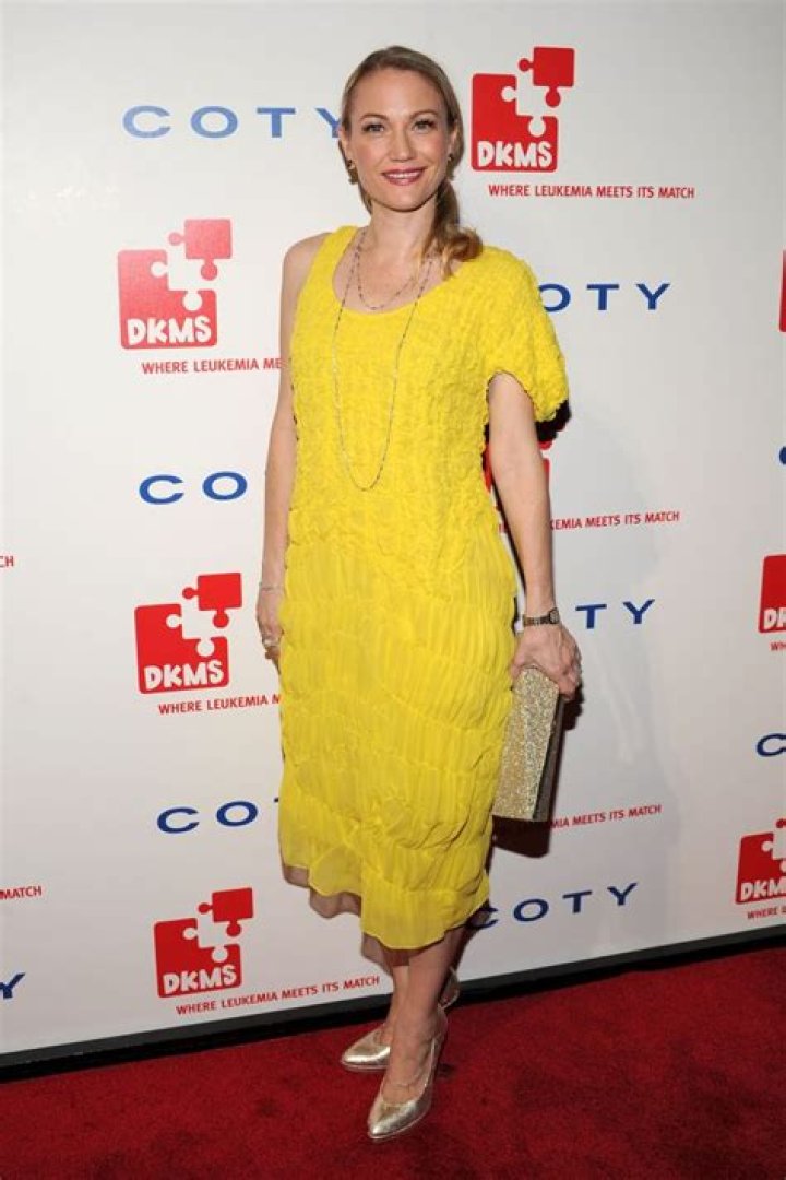 Sarah Wynter Net Worth