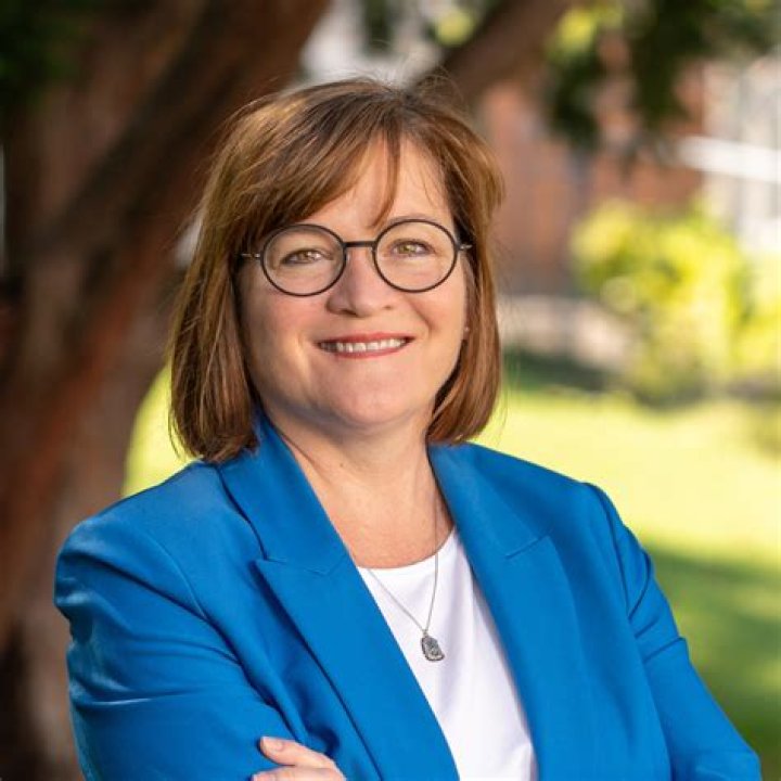 Shary Marshall Net Worth, Income, Salary, Earnings, Biography