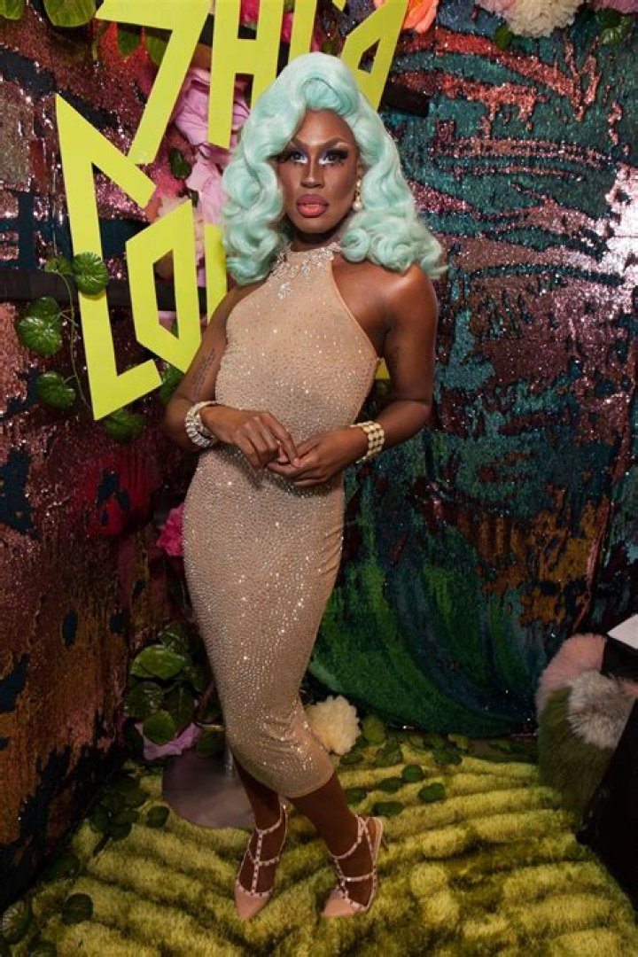 Shea Couleé Net Worth