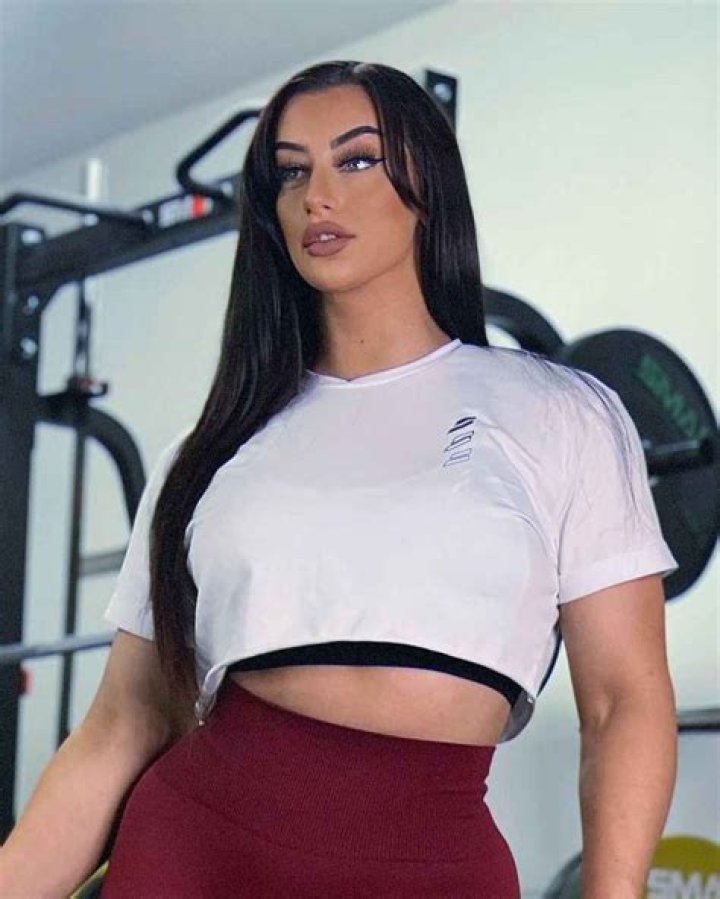 Shelby Love FOX 25, Bio, Wiki, Age, Height, Husband, Salary, and Net Worth