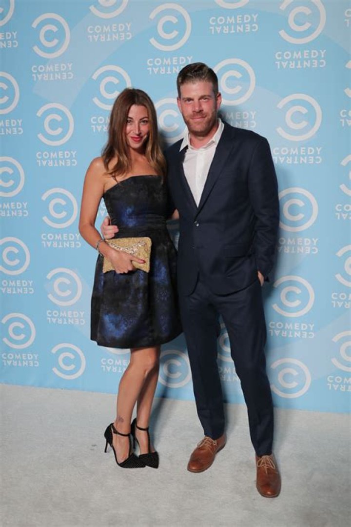 Steve Rannazzisi Bio, Wiki, Age, Height, Wife, Stand Up, and Net Worth