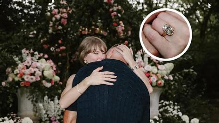 Tati Westbrook Isn't Wearing Her Wedding Ring — Details on Tati's Marriage