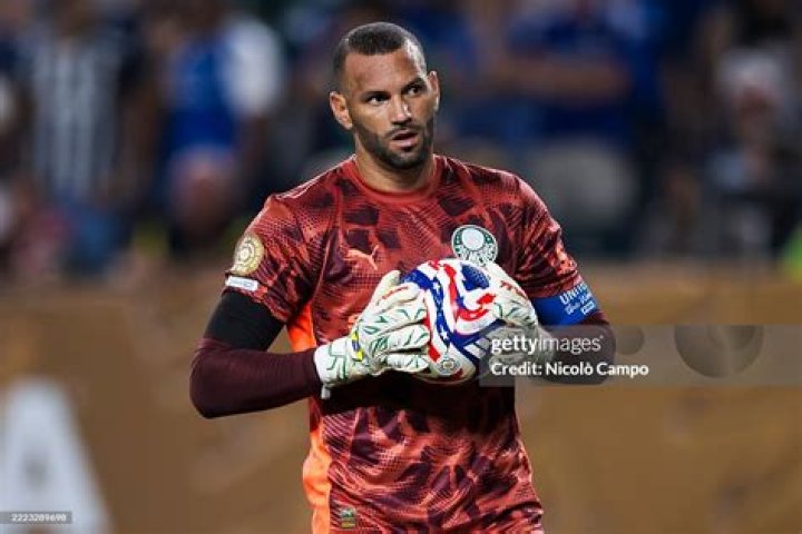 Wéverton Pereira da Silva’s biography, net worth, fact, career, awards and life story