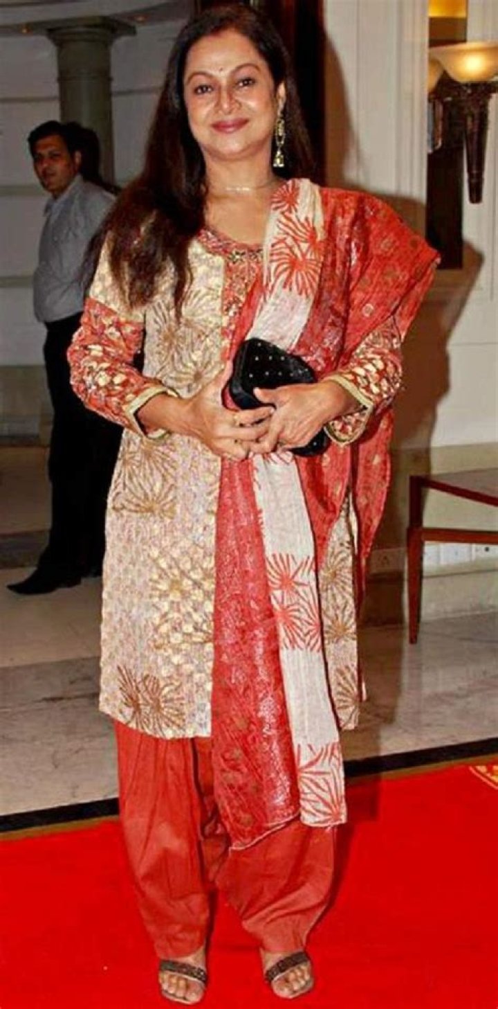 Zarina Wahab Net Worth